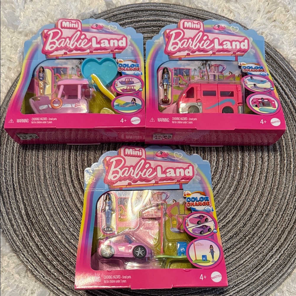 2/$25 Barbie Mini Land Color Change Playsets set of 3 🆕